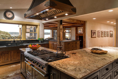 farmhouse-kitchen-jpg-fed040997472c8c227d1754e141fe167