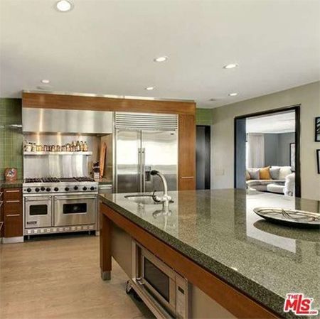 Luxe Los Angeles House Rocks the Real Estate Market