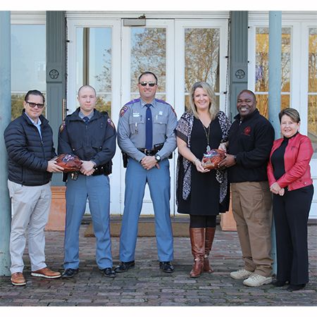 Viking Gives Thanks to Local First Responders During the Holiday Season