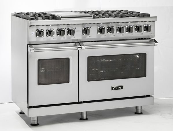 Bob Vila Names Viking as the Best 48-Inch Dual Fuel Range for 2022
