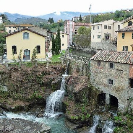 Summertime Foodstuffs in Loro Ciuffenna