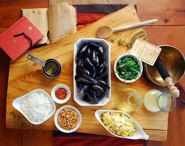 Spicy Ligurian Black Mussels with Lemon Segments and Fresh Basil