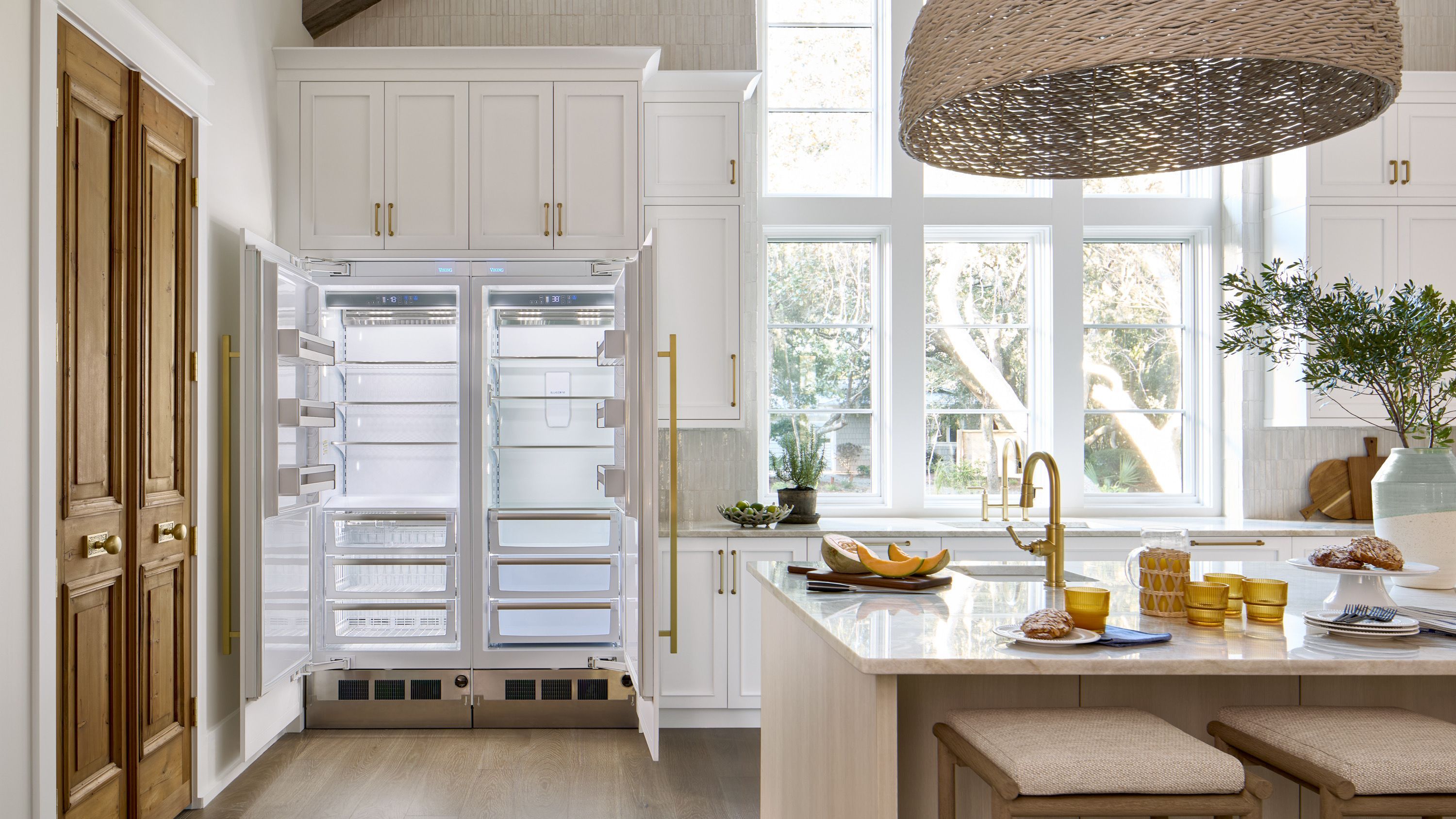 VIKING - Luxury Kitchen Appliances - Refrigerators
